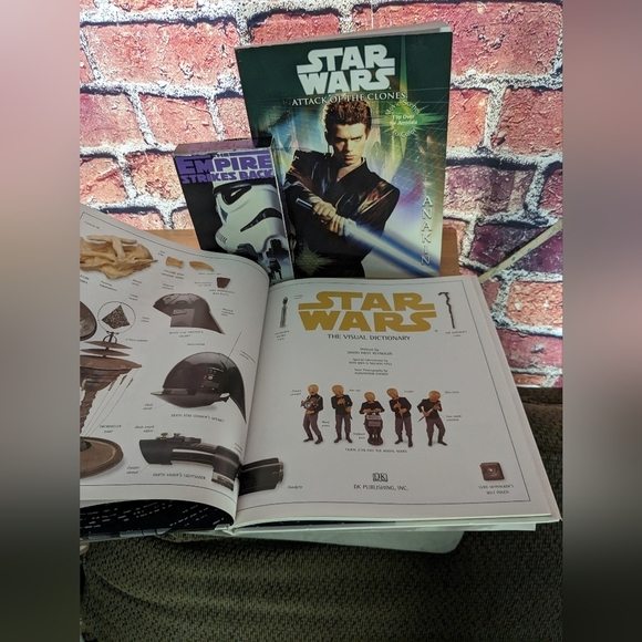 Star Wars bundle Books, Movie, and wall cling kit. - Picture 2 of 14